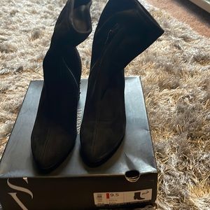 Suede Black Material, Size 9.5